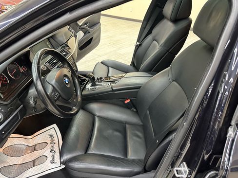 Used 2013 BMW 550i Sedan image 20