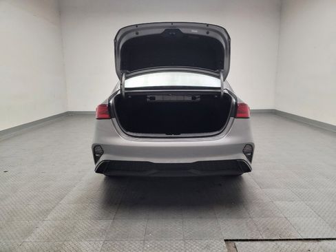 Used 2024 Kia Forte LXS w/ LXS Technology Package image 28