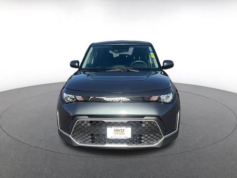 Used 2025 Kia Soul LX w/ LX Technology Package FWD image 4