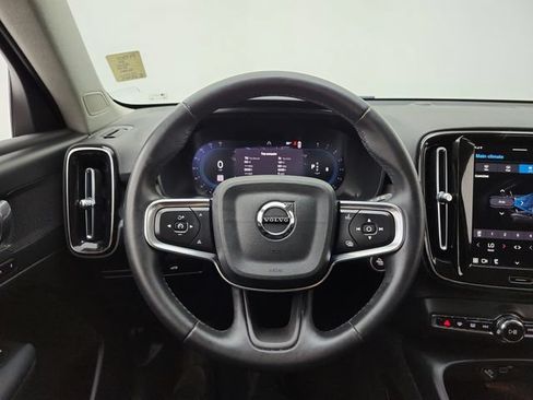 Certified 2024 Volvo XC40 B5 Core AWD/4WD image 37