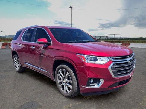 Used 2019 Chevrolet Traverse Premier w/ LPO, Floor Liner Package AWD/4WD image 2
