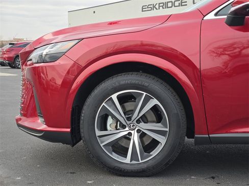 Used 2025 Lexus RX 350 Premium w/ Convenience Package image 8