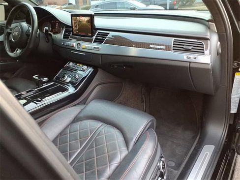 Used 2017 Audi S8 Plus w/ Dynamic Package image 8