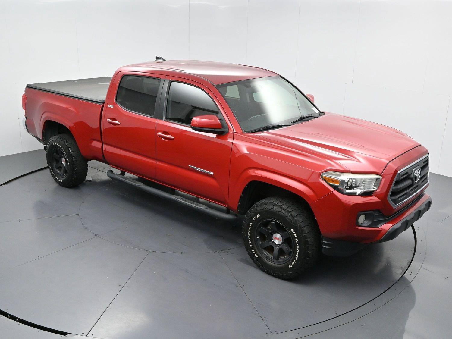 Used 2016 Toyota Tacoma SR5 w/ Towing Package RWD image 32