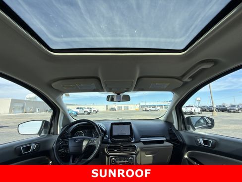 Used 2019 Ford EcoSport SE w/ SE Convenience Package image 18