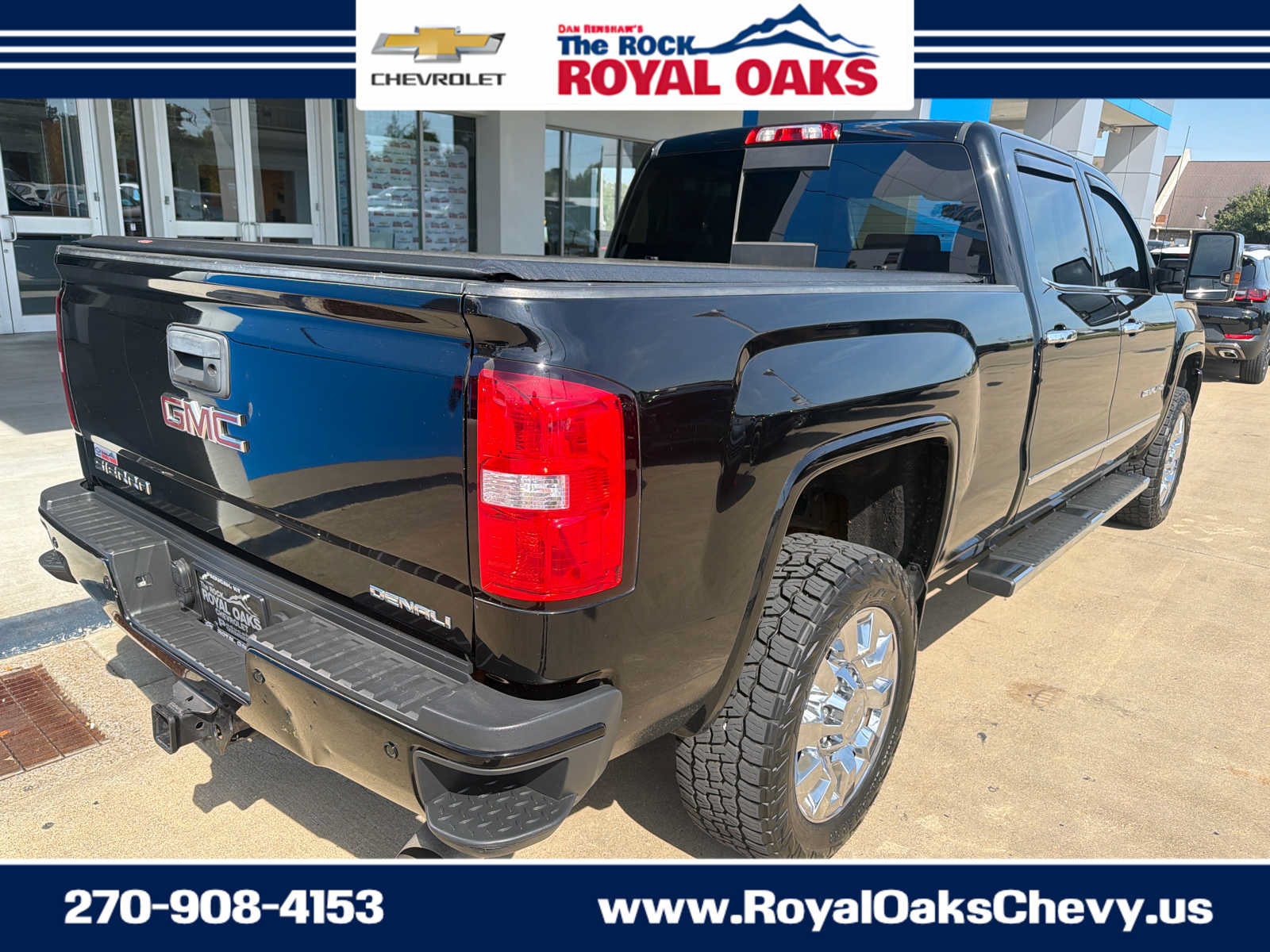 Used 2018 GMC Sierra 2500 Denali w/ Duramax Plus Package AWD/4WD image 6