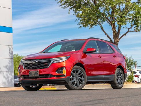 Used 2023 Chevrolet Equinox RS w/ RS Leather Package AWD/4WD image 1