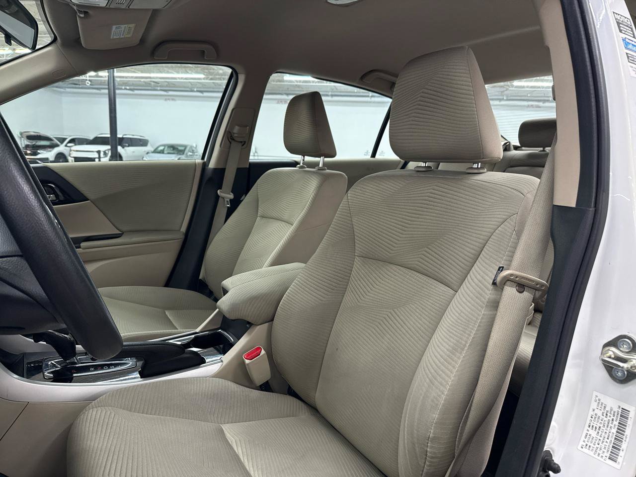 Used 2016 Honda Accord LX image 13