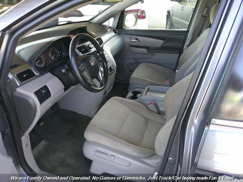 Used 2016 Honda Odyssey LX image 13