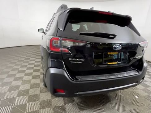 Used 2023 Subaru Outback Premium AWD/4WD image 6