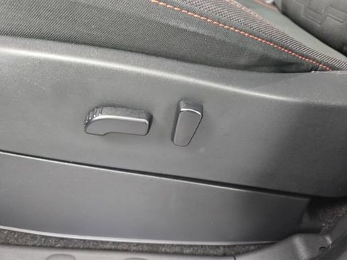 Used 2022 Nissan Frontier PRO-4X image 24