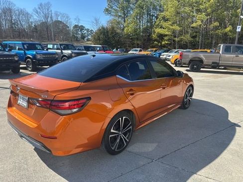 Used 2023 Nissan Sentra SR w/ SR Premium Package image 12