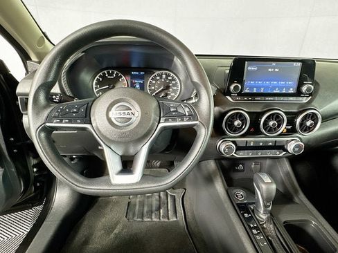 Used 2023 Nissan Sentra S image 10