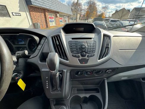 Used 2017 Ford Transit 250 250 3dr SWB Low Roof Cargo Van image 23