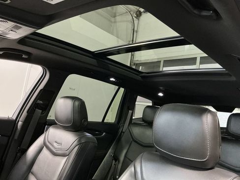Used 2024 Cadillac XT6 Premium Luxury AWD/4WD image 24
