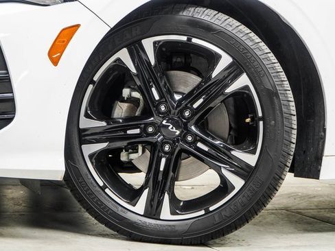 Used 2022 Kia K5 GT-Line image 3