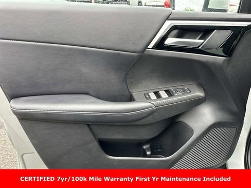 Used 2023 Mitsubishi Outlander SE AWD/4WD image 20