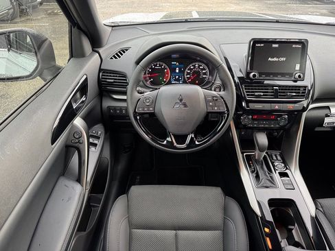 New 2025 Mitsubishi Eclipse Cross Black Edition image 18