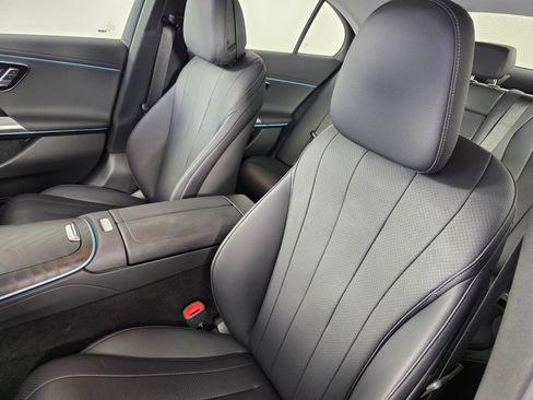 Certified 2025 Mercedes-Benz E 450 4MATIC Sedan image 11