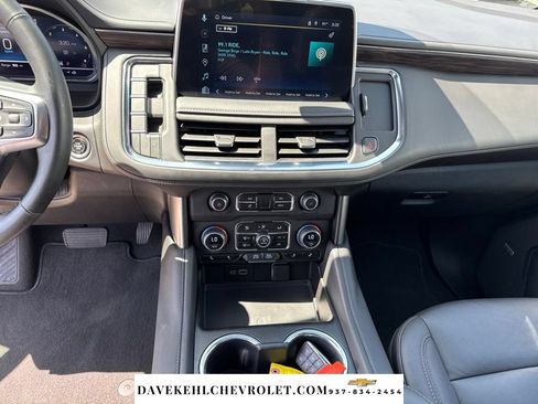 Used 2023 Chevrolet Tahoe Z71 w/ Luxury Package AWD/4WD image 19