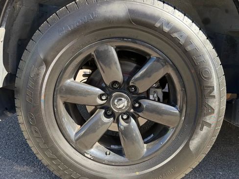 Used 2015 Nissan Armada SV image 7