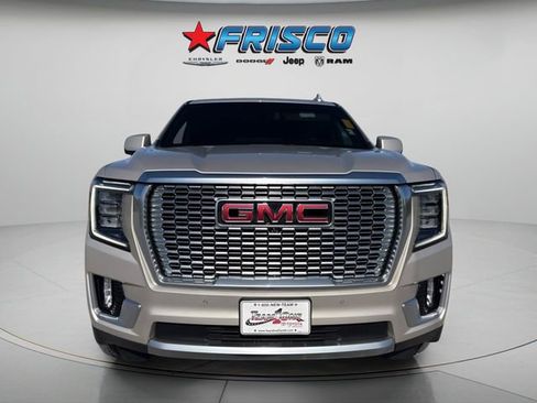 Used 2023 GMC Yukon XL Denali AWD/4WD image 2