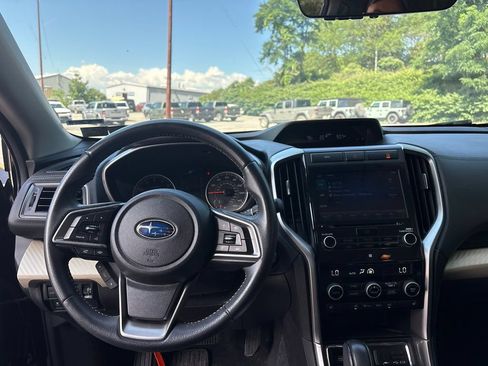 Used 2019 Subaru Ascent Premium w/ Popular Package #2 AWD/4WD image 3