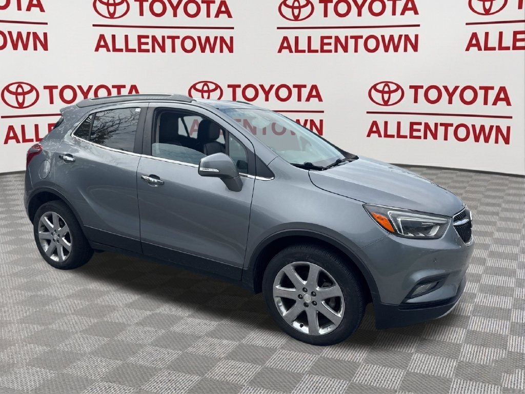 Used 2019 Buick Encore Essence w/ Experience Buick Package AWD/4WD image 2