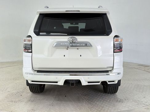 Used 2019 Toyota 4Runner Limited AWD/4WD image 10