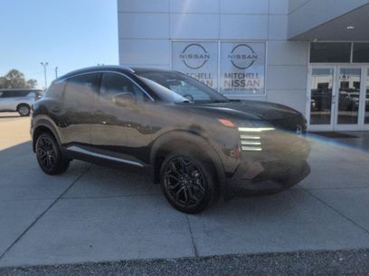 Certified 2025 Nissan Kicks SR