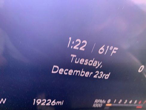 Certified 2025 Buick Envision Preferred image 16