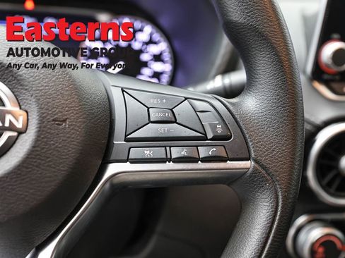 Used 2024 Nissan Sentra SV FWD image 16
