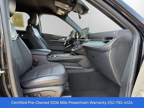 Certified 2025 Ford Explorer ST-Line w/ ST-Line Street Pack AWD/4WD image 15