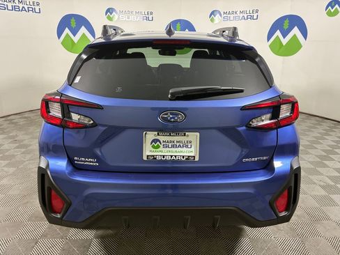 Certified 2025 Subaru Crosstrek 2.0i Premium image 6