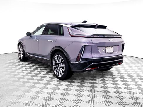 Certified 2025 Cadillac Lyriq Luxury w/ LPO, Floor Liner Package image 3