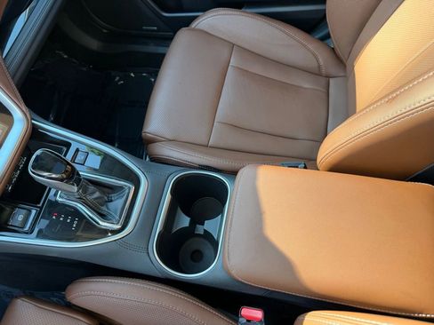 Used 2025 Subaru Outback Touring XT w/ Popular Package #2 image 24