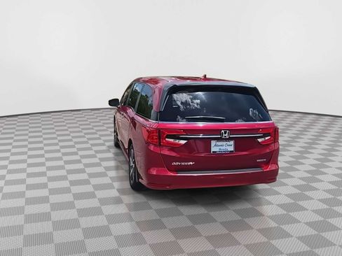 Used 2024 Honda Odyssey Touring image 7