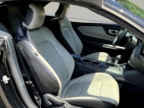 Used 2024 Ford Mustang Premium RWD image 27