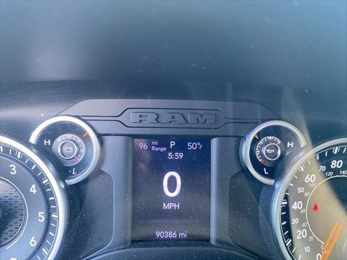 Certified 2021 RAM 2500 Big Horn AWD/4WD image 18