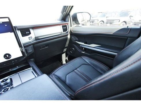 Used 2024 Ford Expedition Timberline image 9