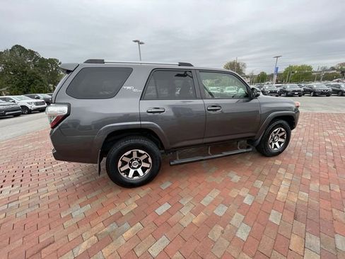 Used 2018 Toyota 4Runner TRD Off-Road Premium image 36