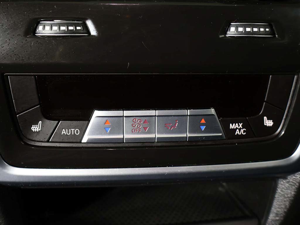 Used 2024 BMW X6 xDrive40i w/ Premium Package AWD/4WD image 61