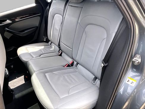 Used 2016 Audi Q3 2.0T Prestige w/ Prestige Package AWD/4WD image 21