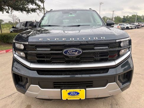New 2026 Ford Expedition Platinum AWD/4WD image 8