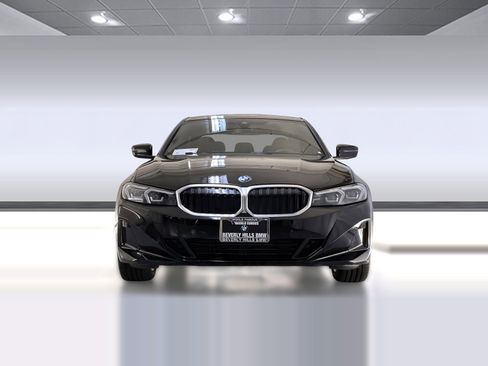 Used 2023 BMW 330e w/ Premium Package image 5