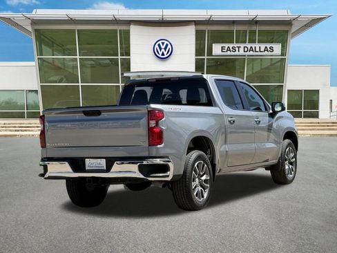 Used 2024 Chevrolet Silverado 1500 LT AWD/4WD image 3