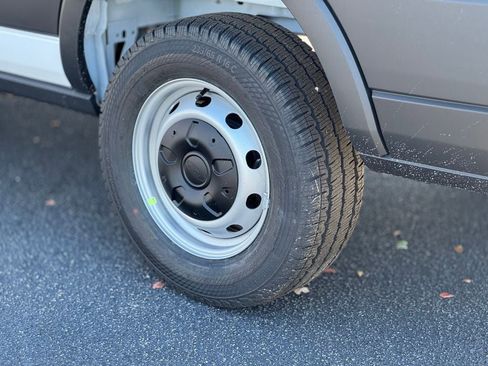 New 2026 Ford Transit 250 148 Medium Roof image 6