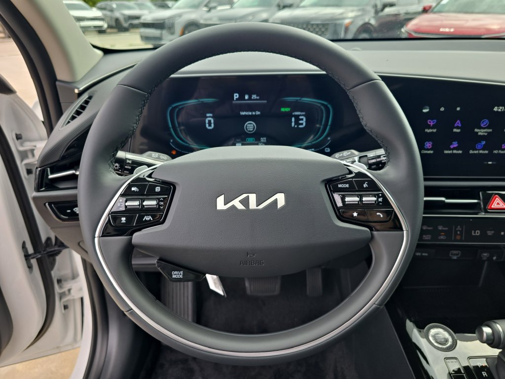 New 2026 Kia Niro EX FWD image 28
