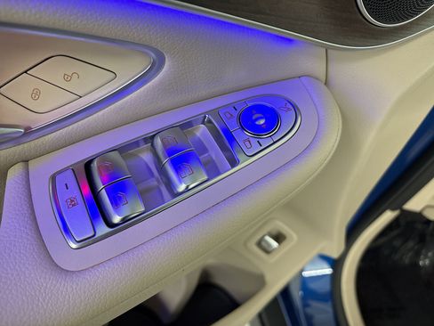 Certified 2022 Mercedes-Benz GLC 300 image 13