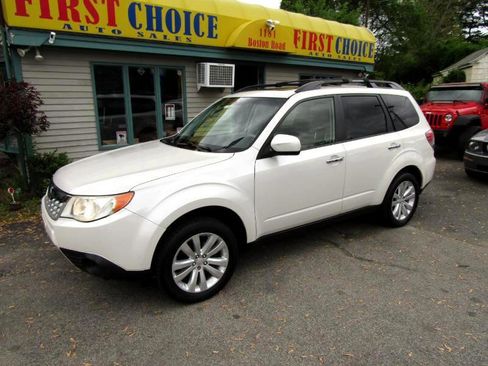 Used 2013 Subaru Forester 2.5X Premium w/ All-Weather Plus Pkg image 3